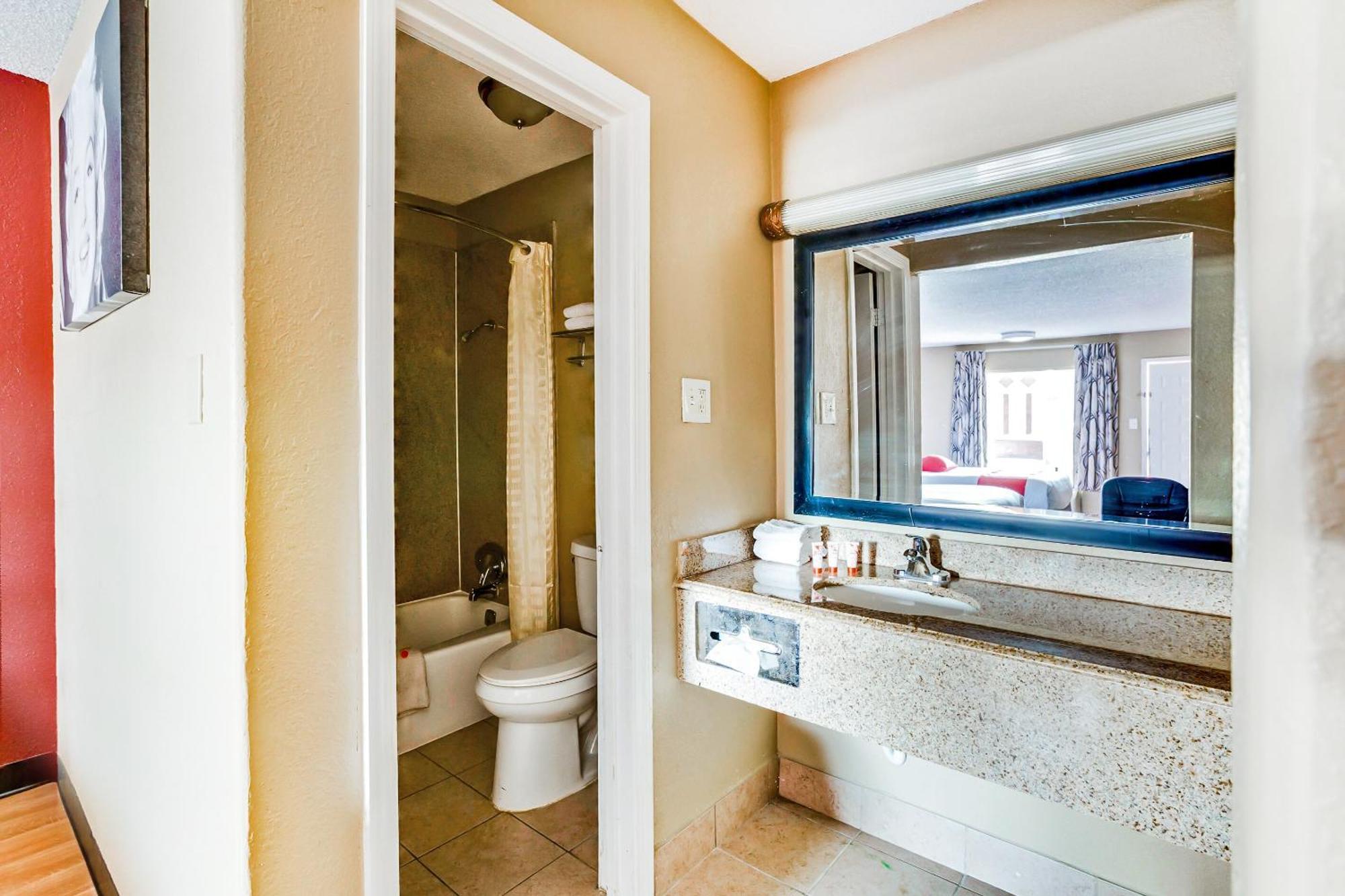Oyo Hotel Tyler Northwest Mineola Hwy Luaran gambar